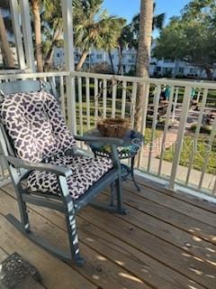 THE FOURTH BAYSHORE - Residential