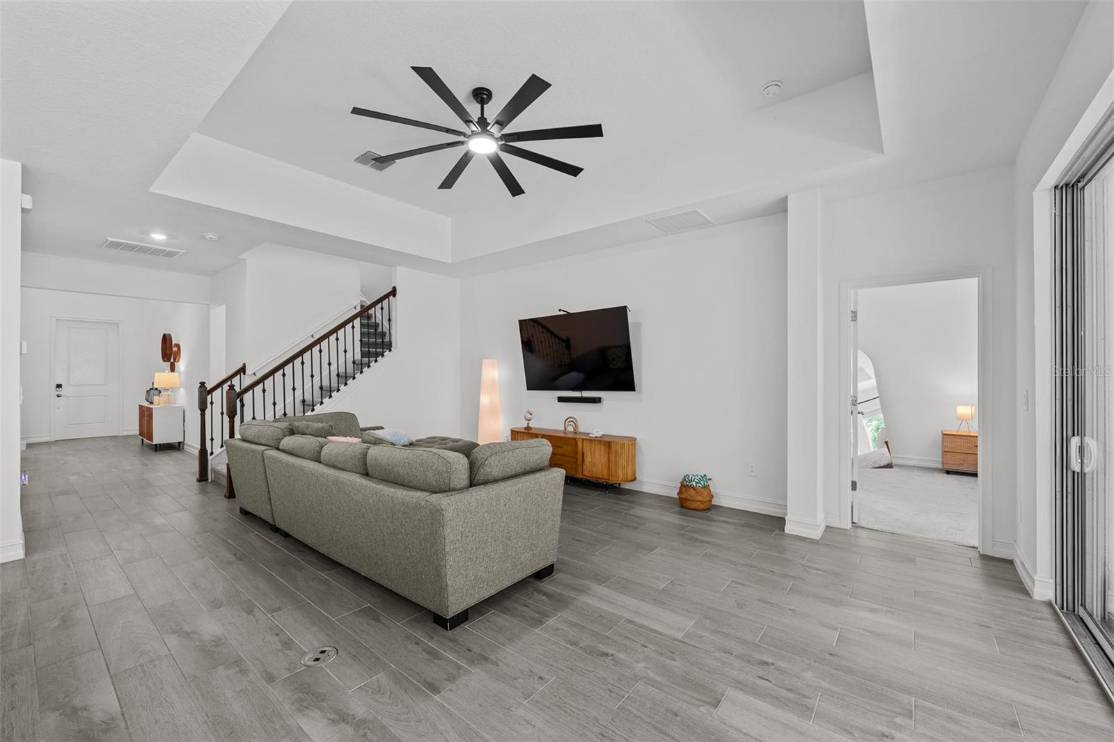 PEARL ESTATES - Residential