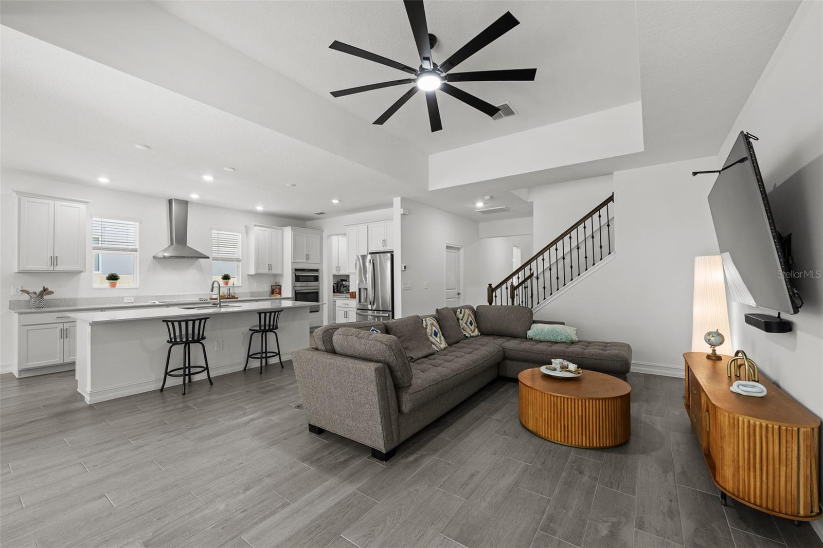 PEARL ESTATES - Residential