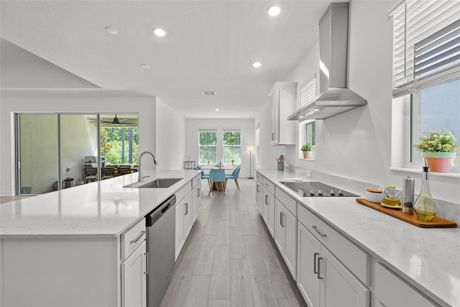 PEARL ESTATES - Residential