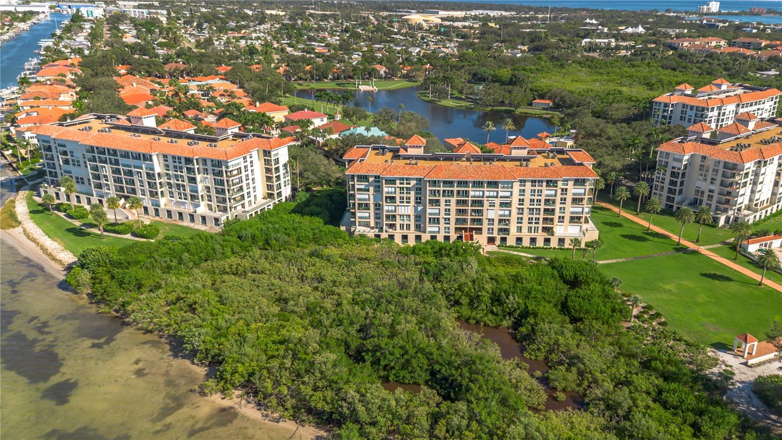DOLPHIN CAY BERMUDA - Residential