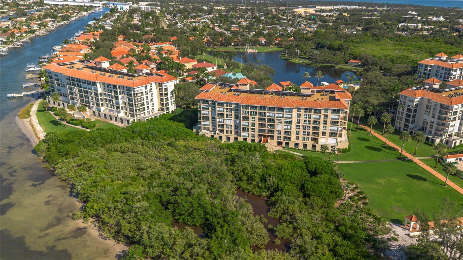 DOLPHIN CAY BERMUDA - Residential