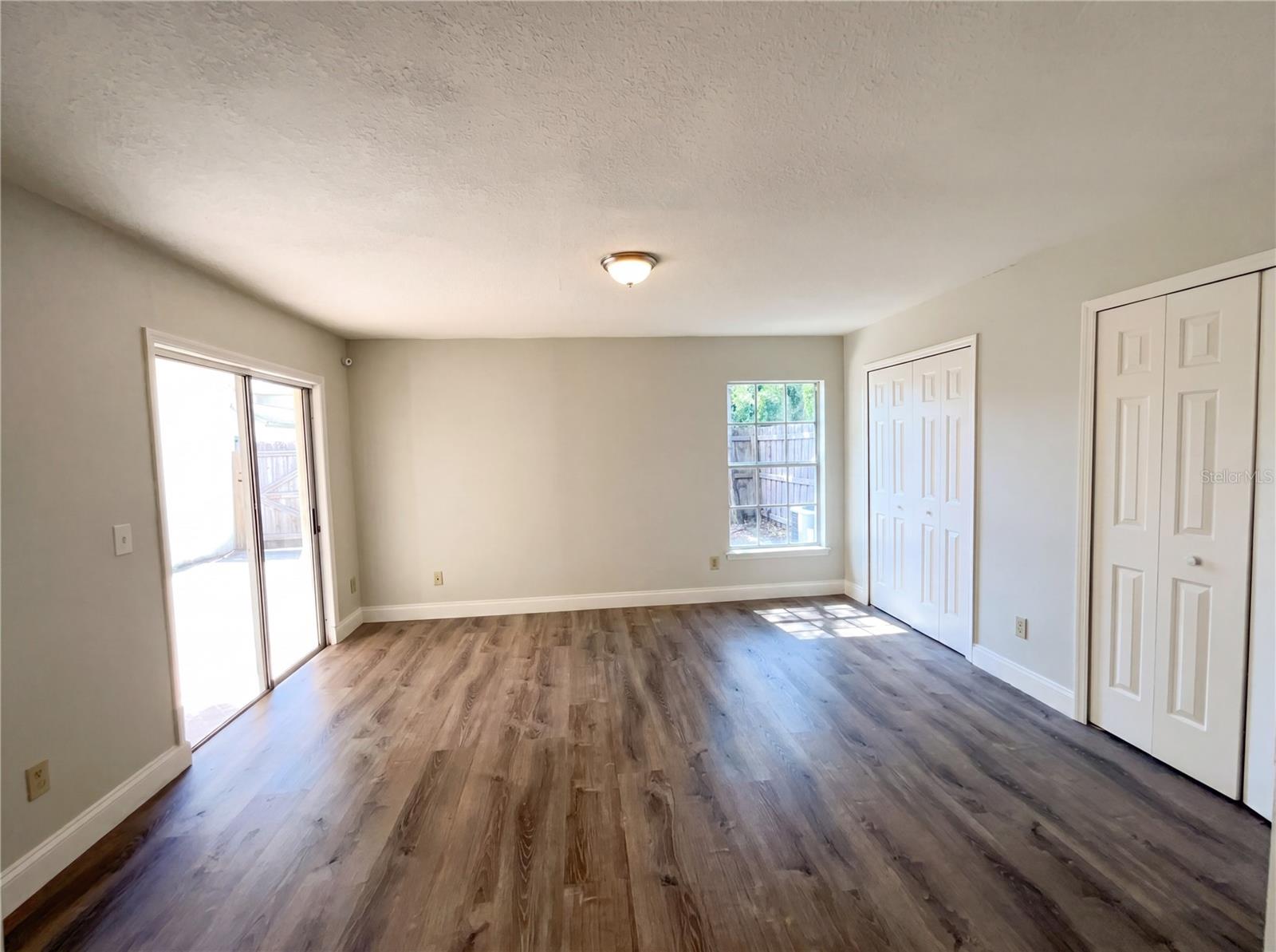 LAKE OLYMPIC TWNHS CONDO - Residential