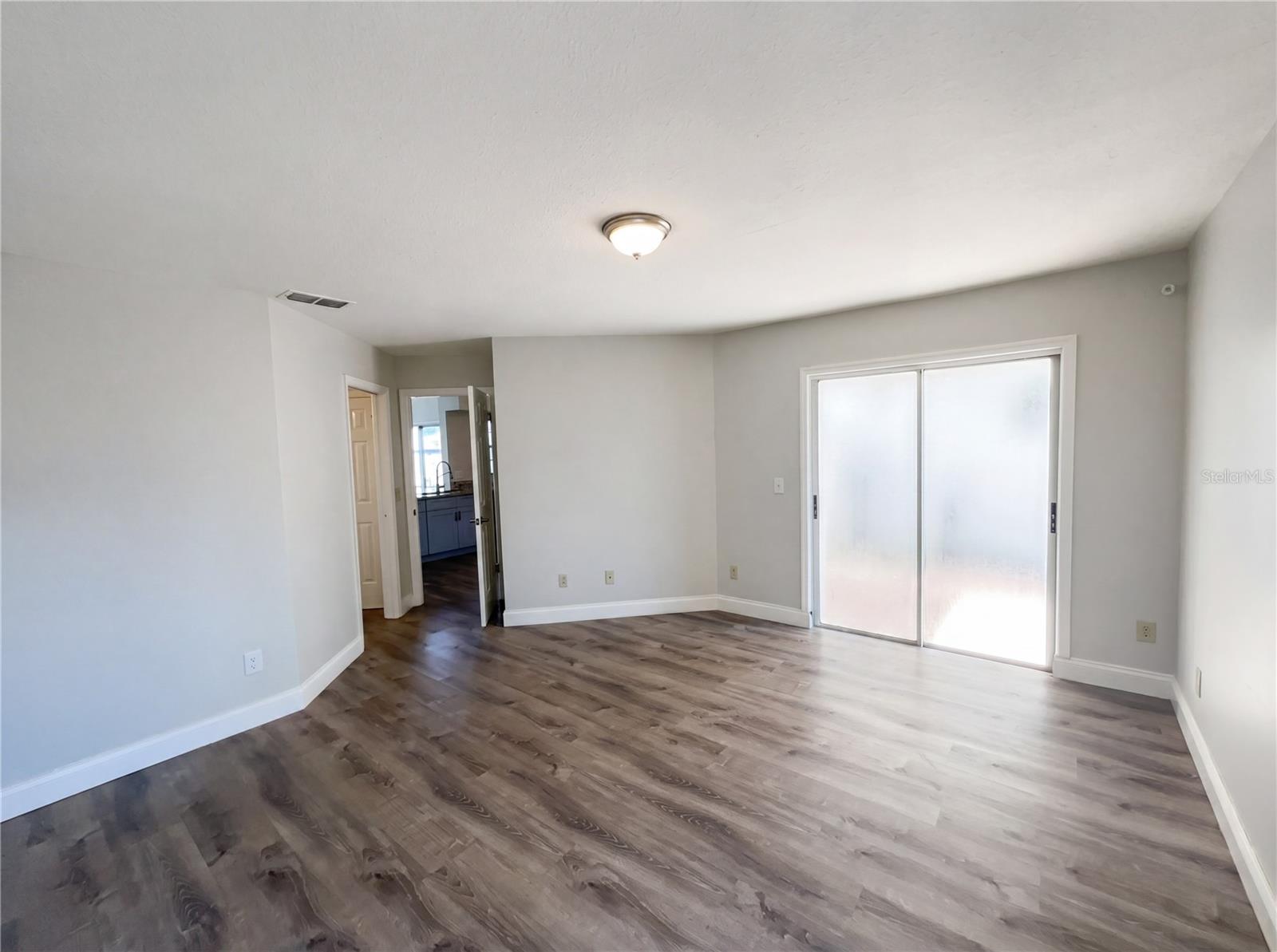 LAKE OLYMPIC TWNHS CONDO - Residential