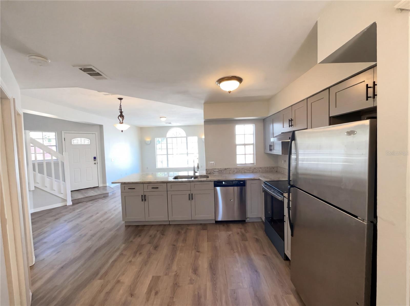 LAKE OLYMPIC TWNHS CONDO - Residential