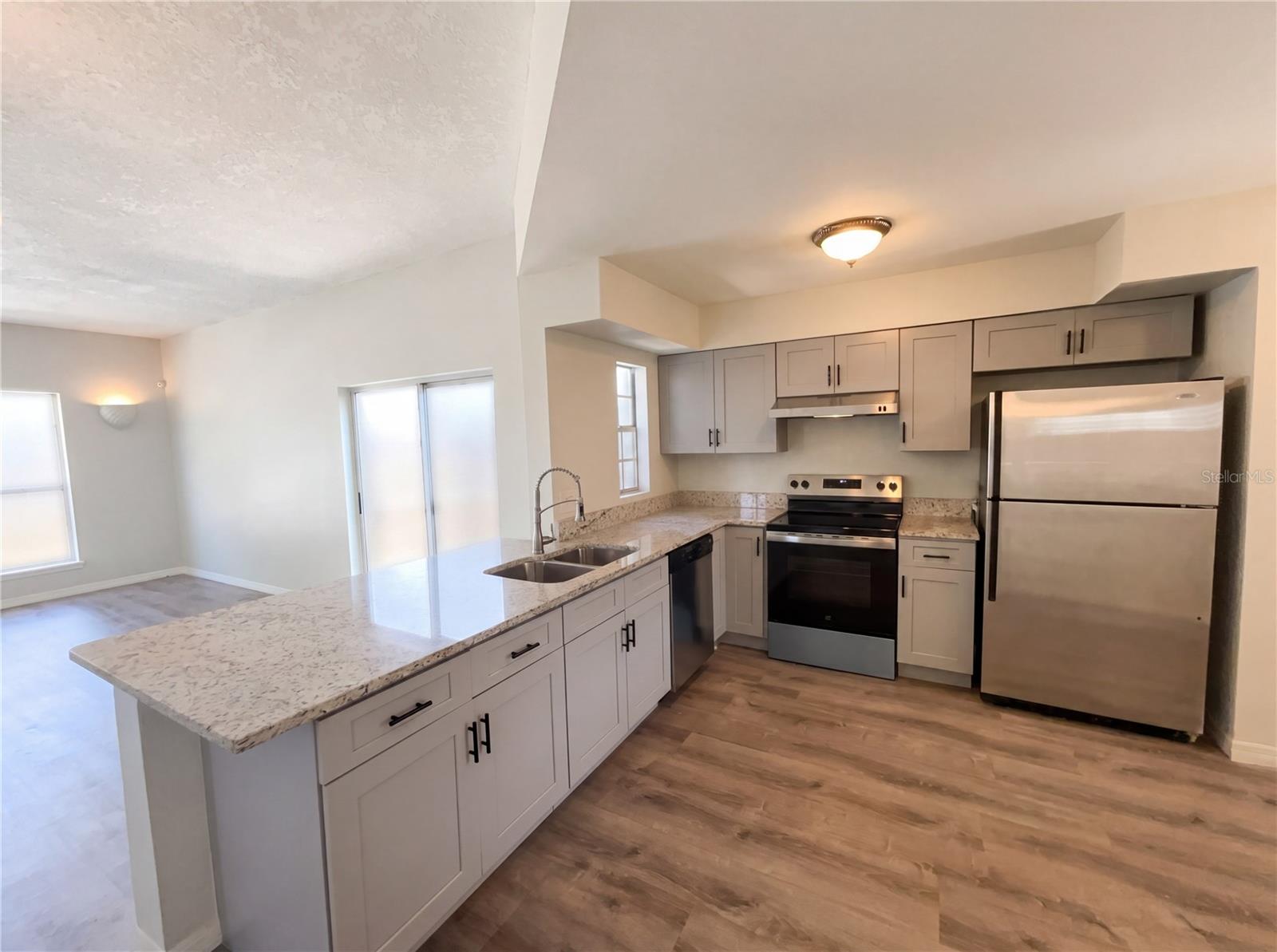 LAKE OLYMPIC TWNHS CONDO - Residential