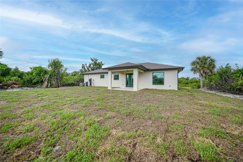 A home in PUNTA GORDA