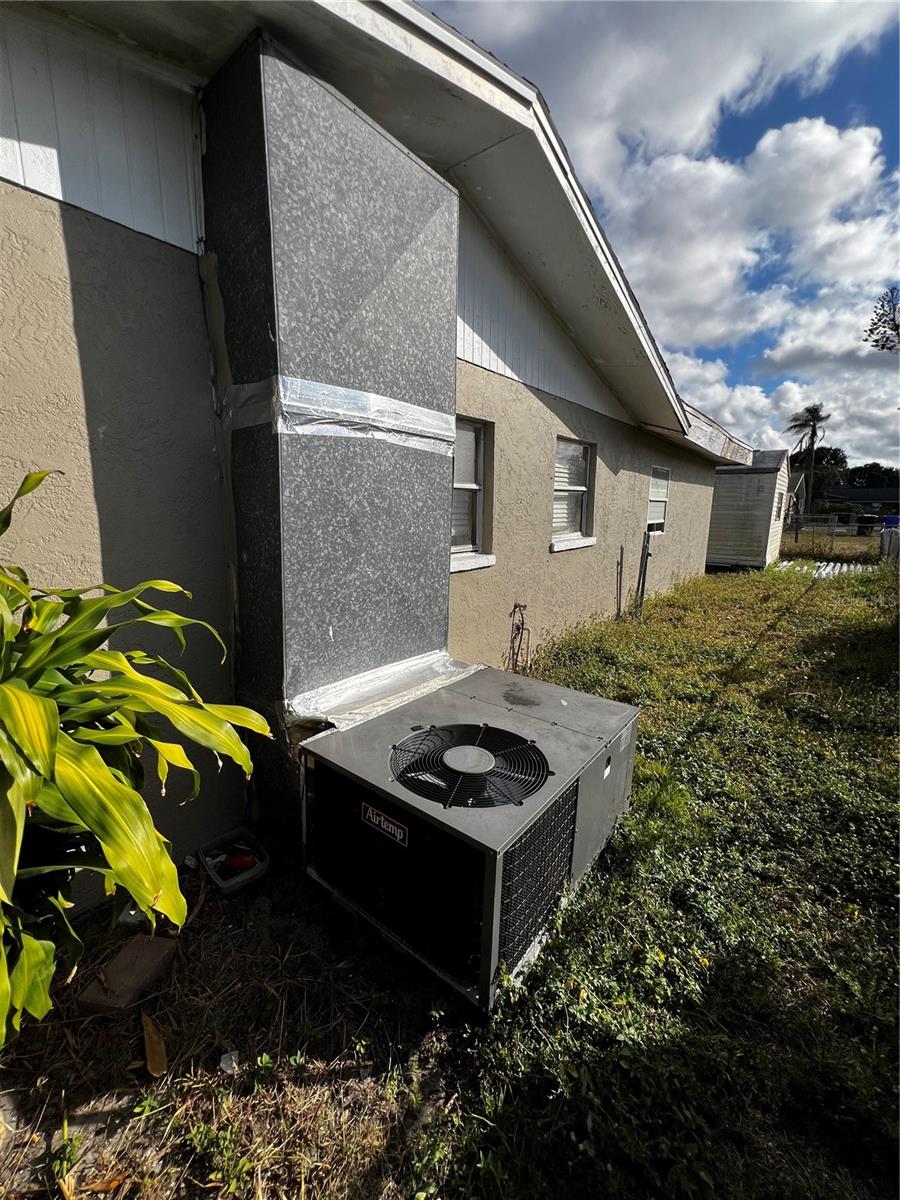 FT MYERS ESTATES ADD 02 - Residential