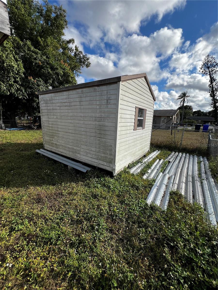 FT MYERS ESTATES ADD 02 - Residential