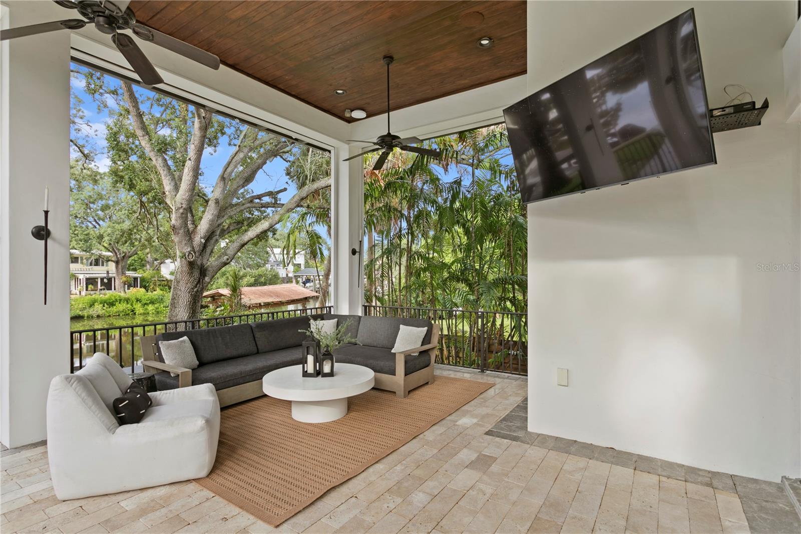 DAVIS ISLANDS PB10 PG52 TO 57 - Residential Lease