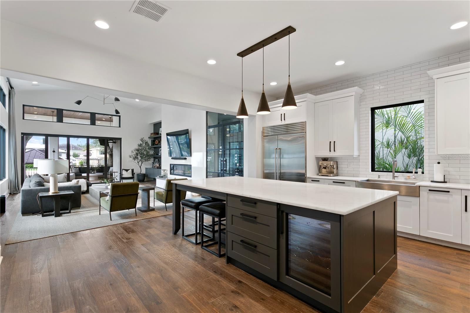 DAVIS ISLANDS PB10 PG52 TO 57 - Residential Lease