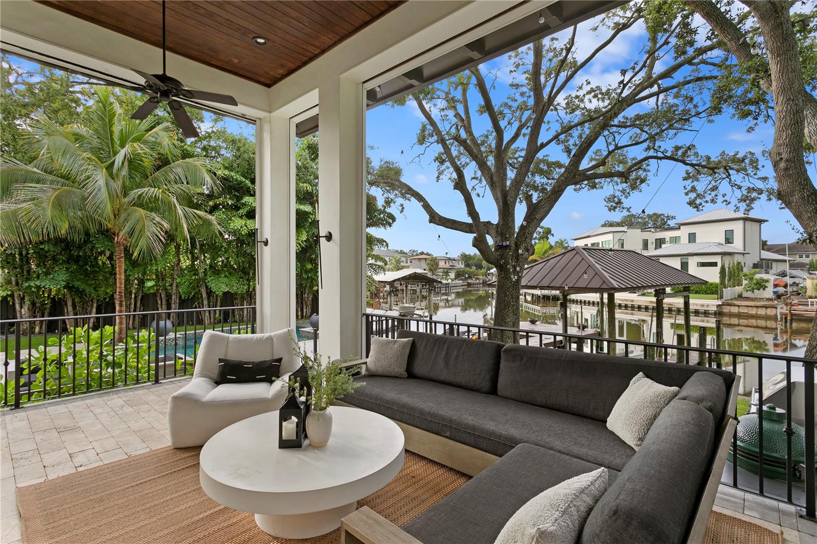 DAVIS ISLANDS PB10 PG52 TO 57 - Residential Lease