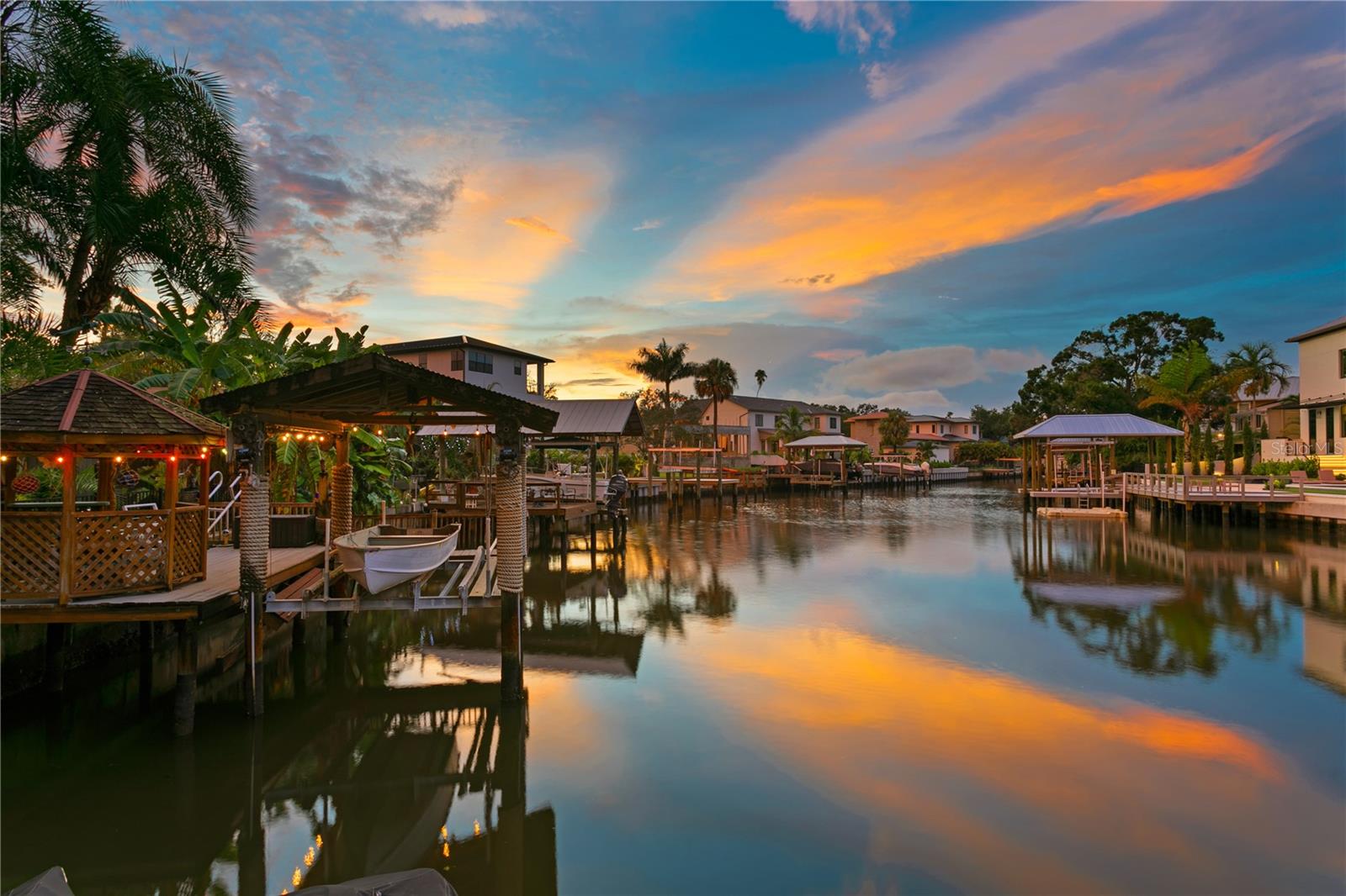 DAVIS ISLANDS PB10 PG52 TO 57 - Residential Lease