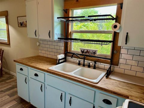 Tiny photo for 2016 Lewis Road, Leesburg, FL 34748 (MLS # O6318769)