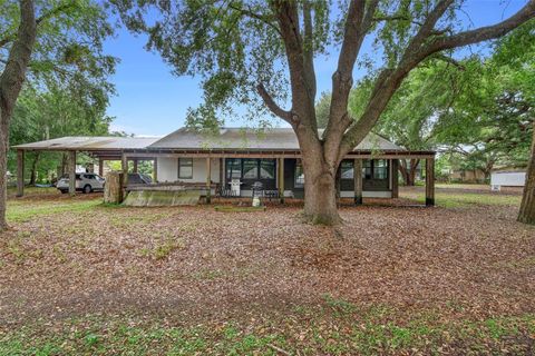Tiny photo for 2016 Lewis Road, Leesburg, FL 34748 (MLS # O6318769)