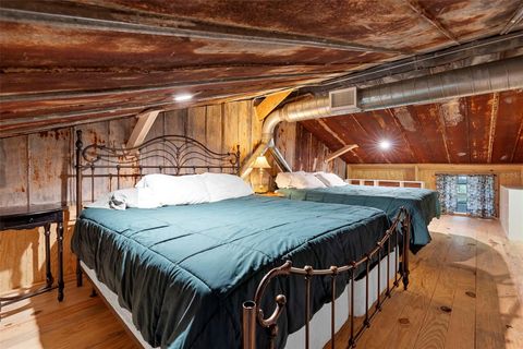 Tiny photo for 2016 Lewis Road, Leesburg, FL 34748 (MLS # O6318769)