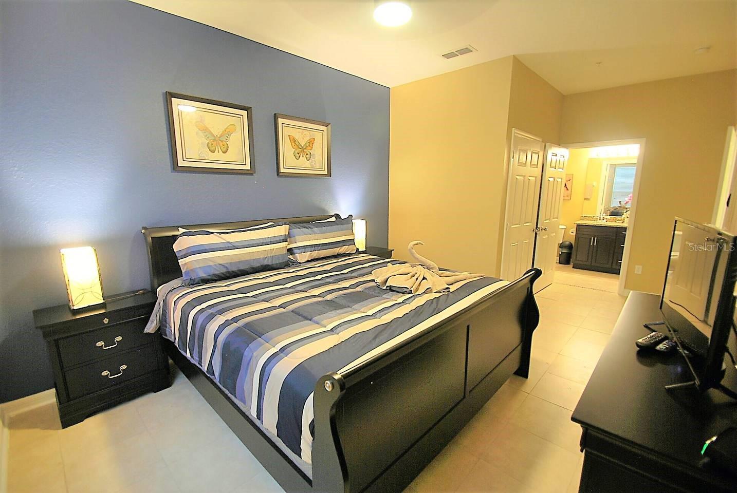2305 SILVER PALM DRIVE 102