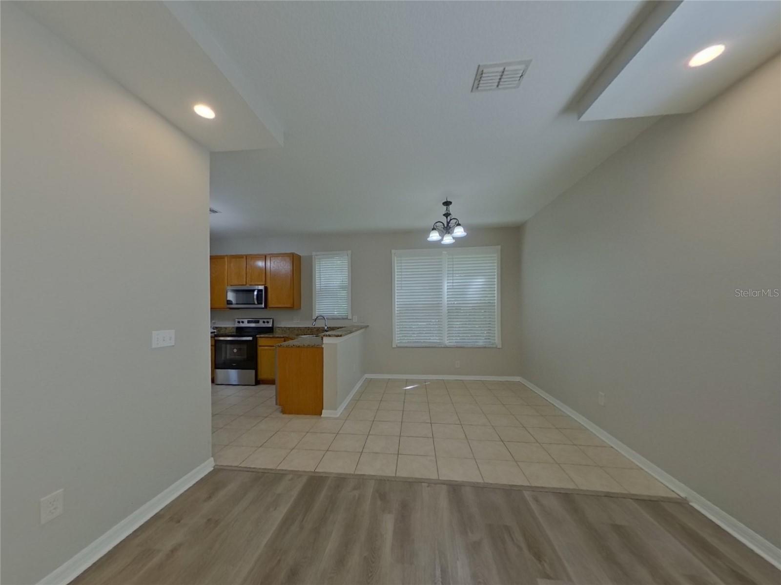 WESTCHASE SEC 211 - Residential Lease