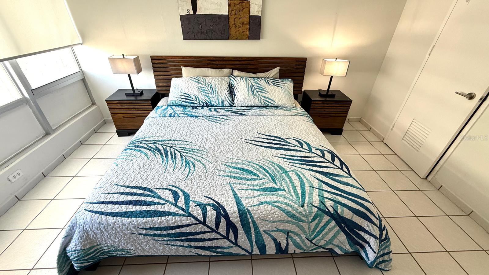 CORAL BEACH - Residential