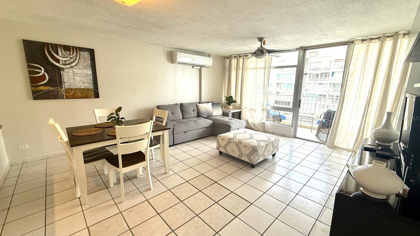 CORAL BEACH - Residential