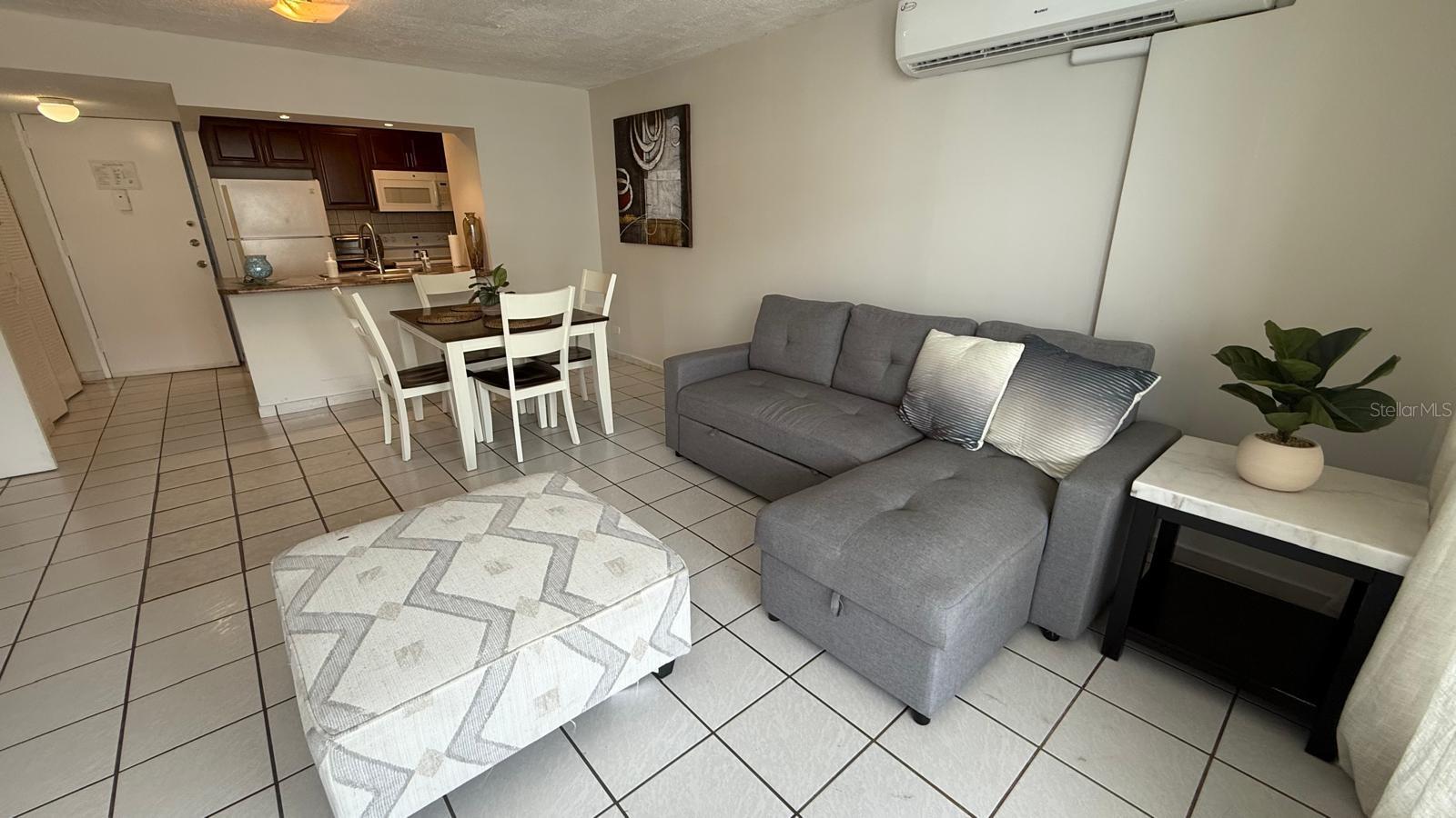 CORAL BEACH - Residential