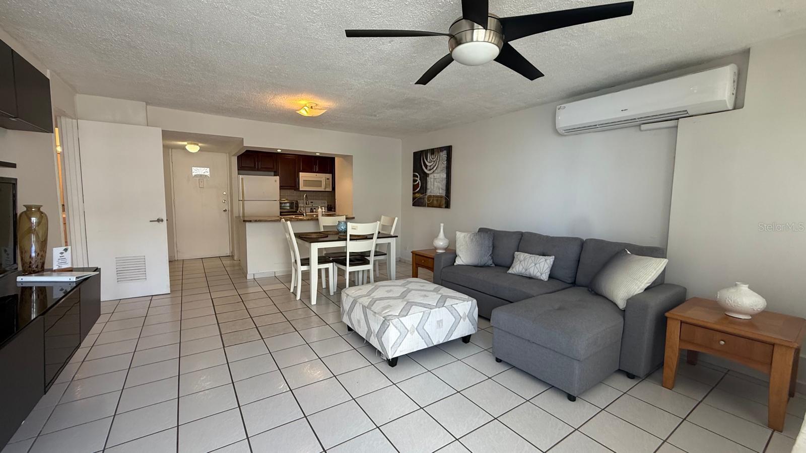 CORAL BEACH - Residential