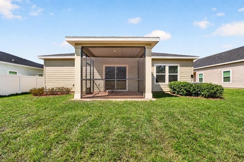 Tiny photo for 4501 NW 14th Loop, Ocala, FL 34482 (MLS # OM733241)