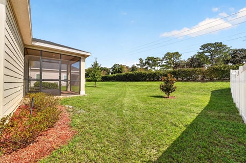 Tiny photo for 4501 NW 14th Loop, Ocala, FL 34482 (MLS # OM733241)