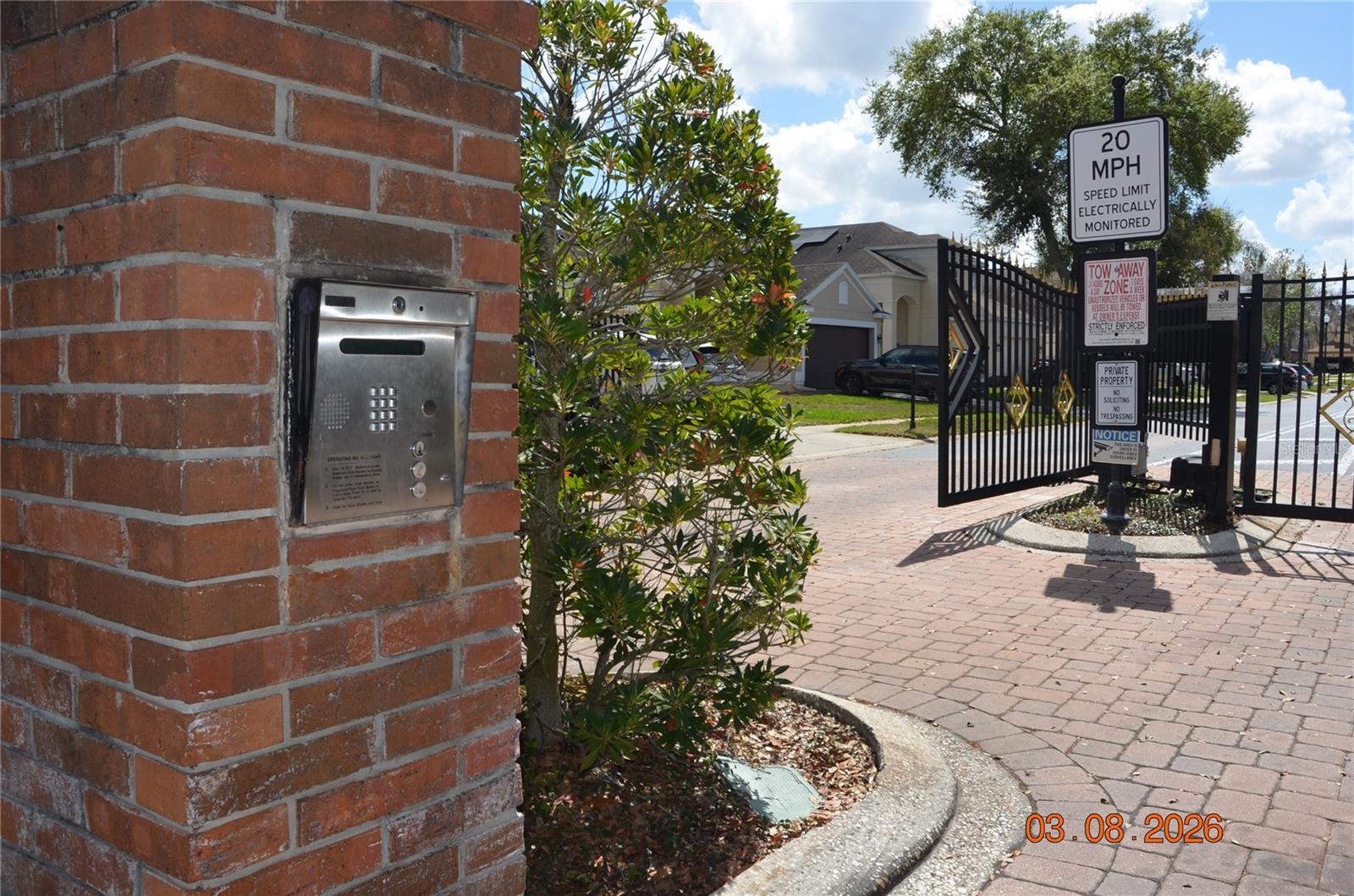 CAMERON GROVE - Residential