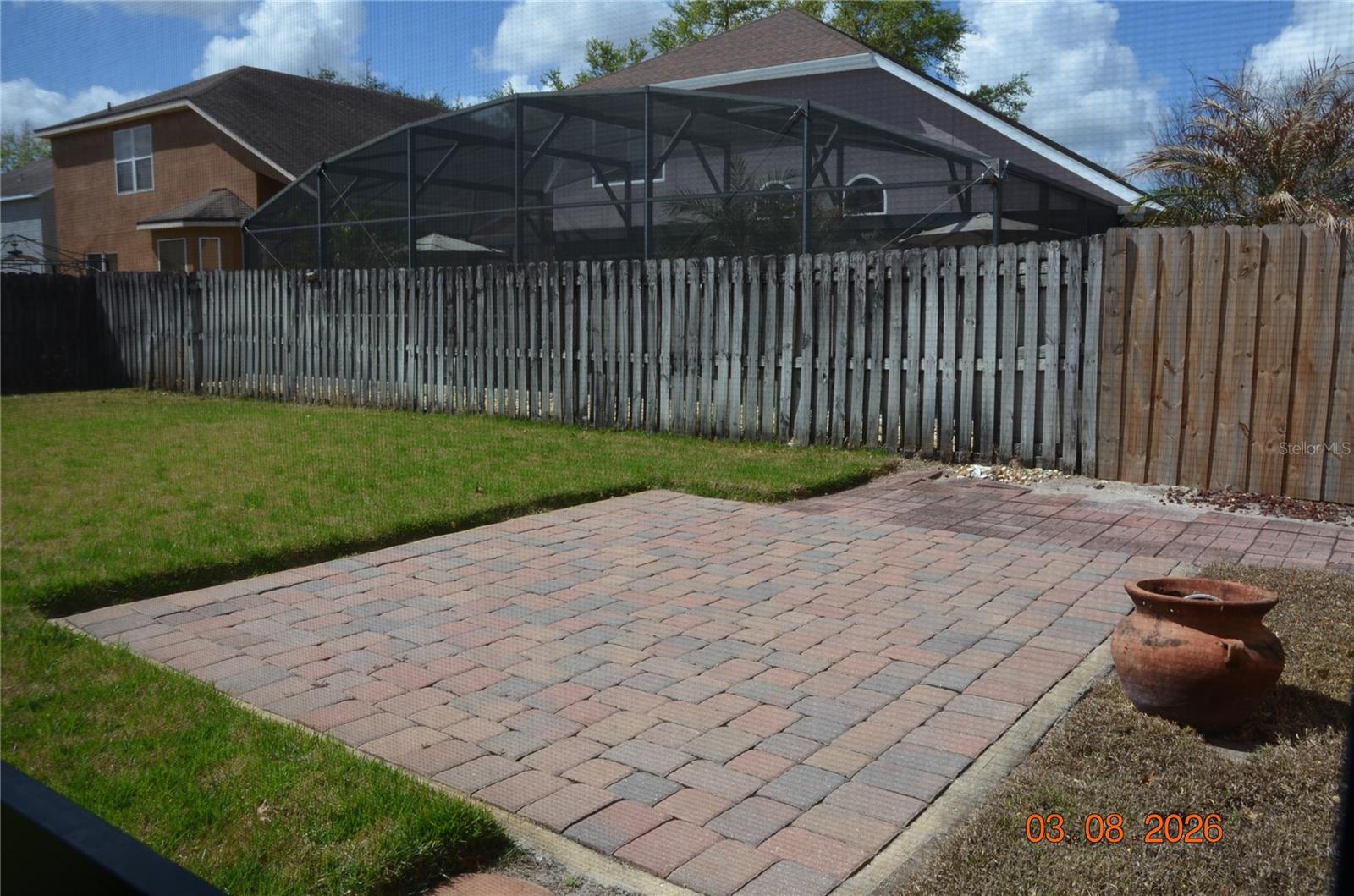 CAMERON GROVE - Residential