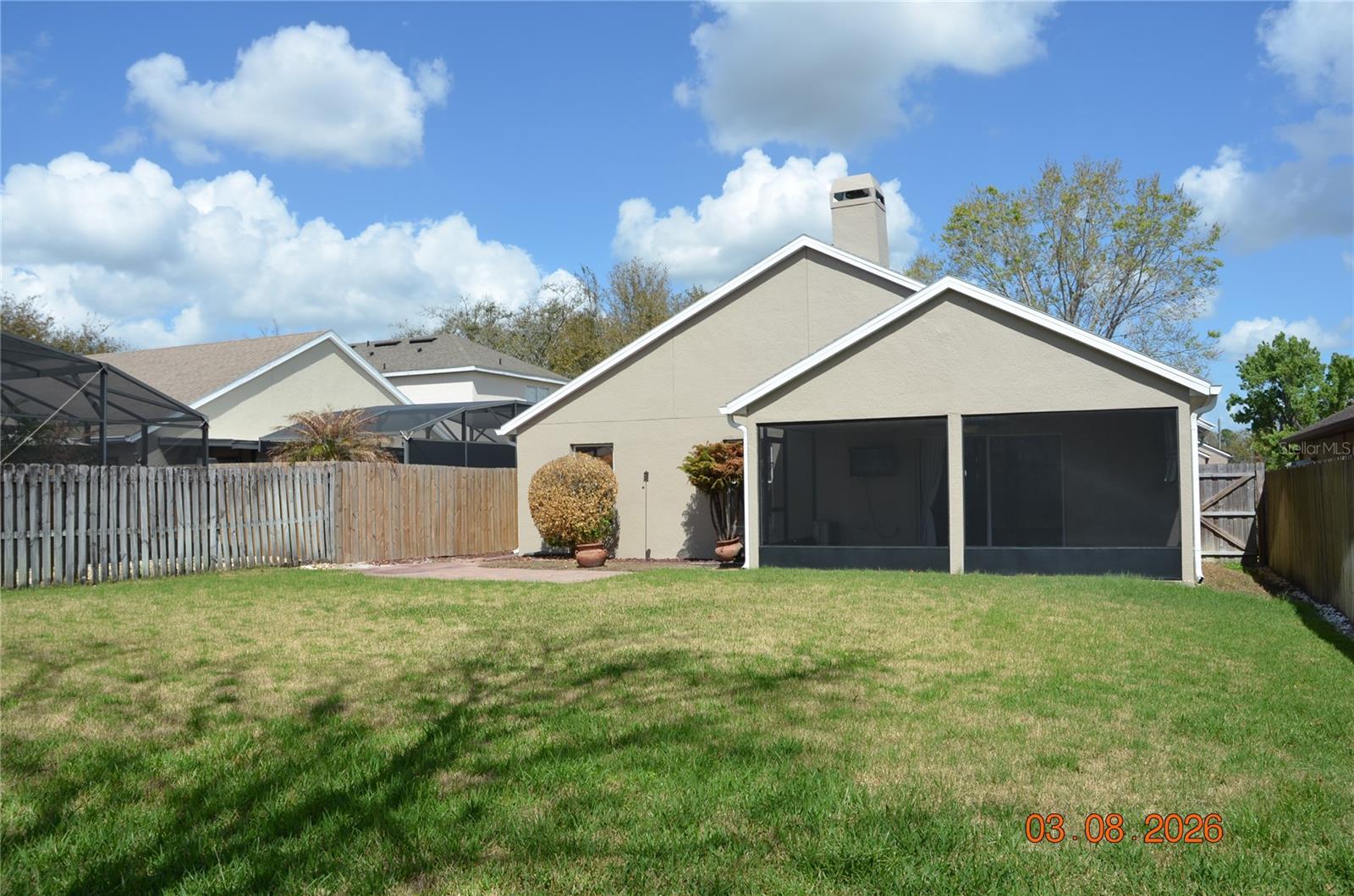 CAMERON GROVE - Residential