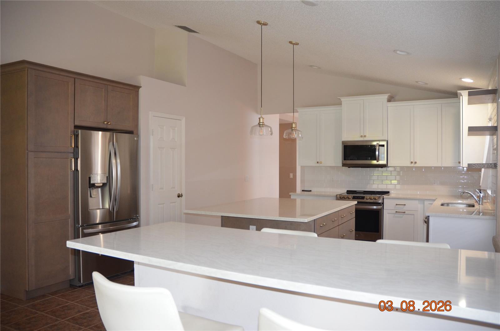 CAMERON GROVE - Residential