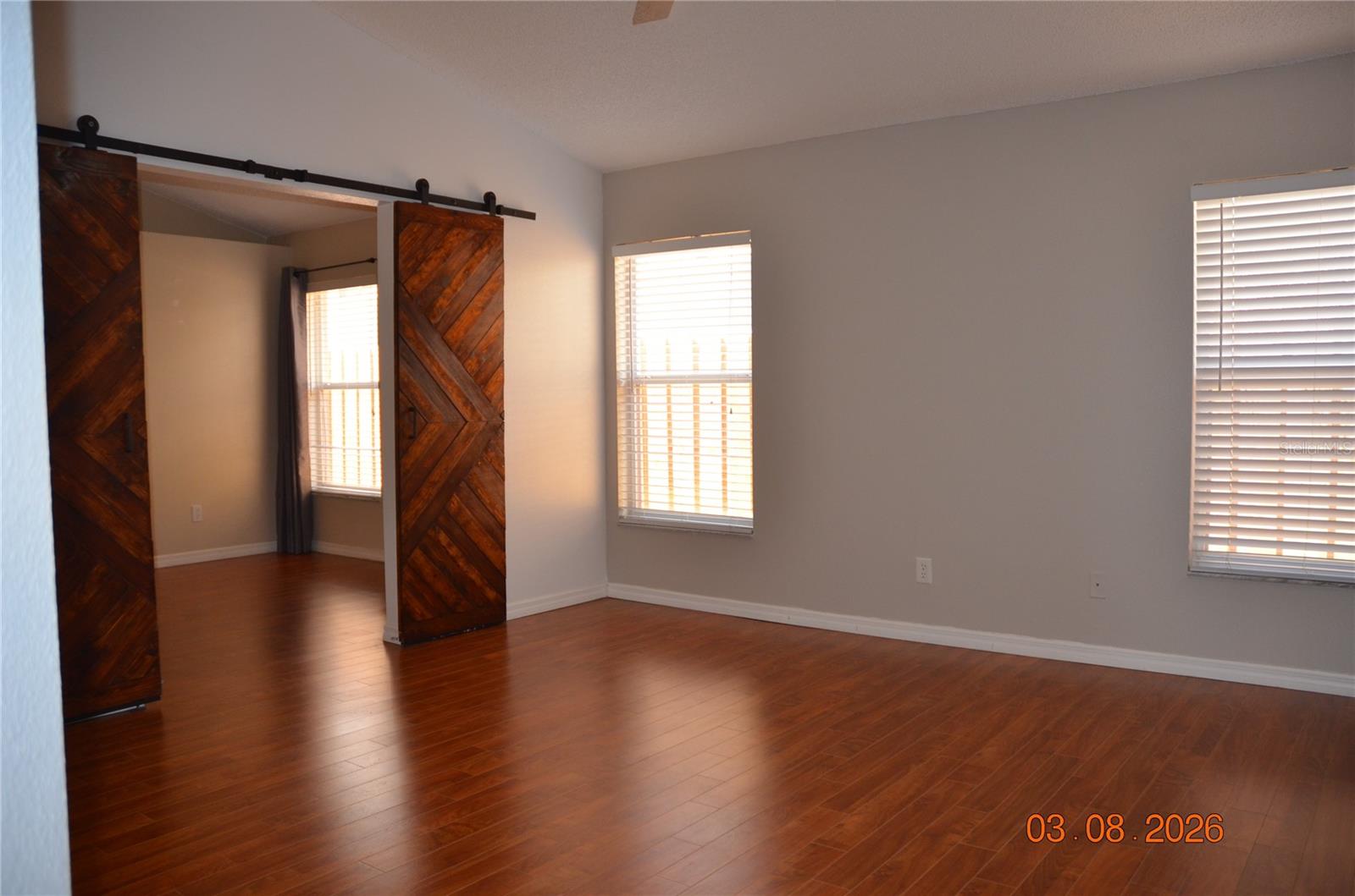 CAMERON GROVE - Residential