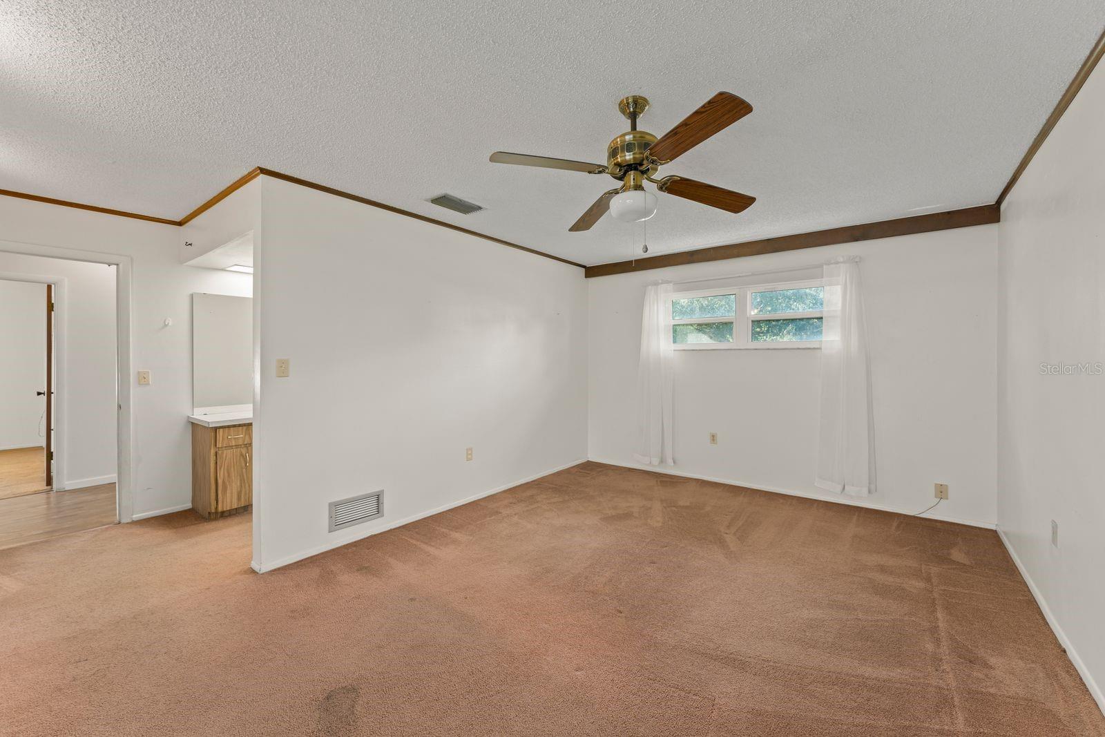 LAND-O LAKES COUNTRY CLUB - Residential