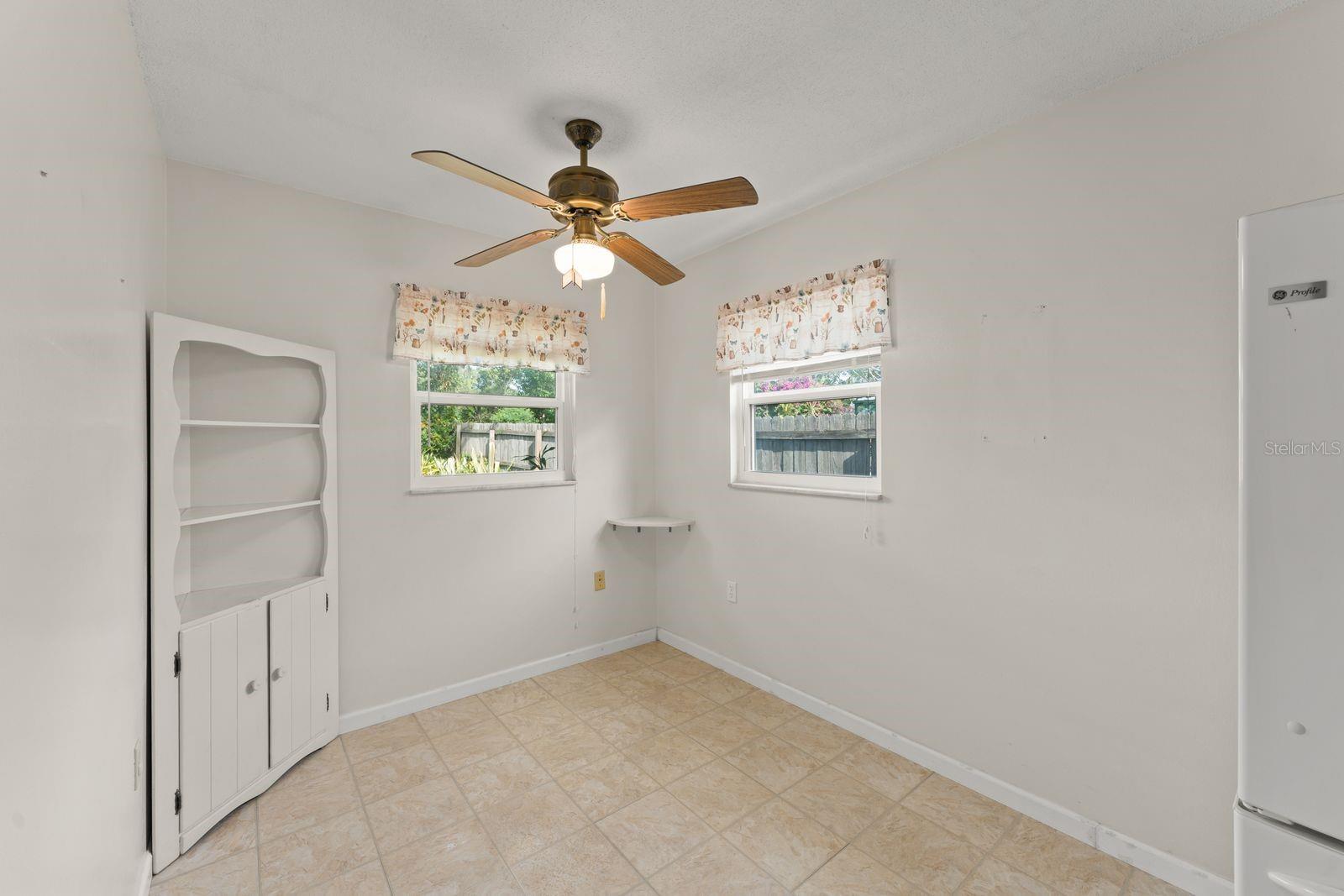 LAND-O LAKES COUNTRY CLUB - Residential