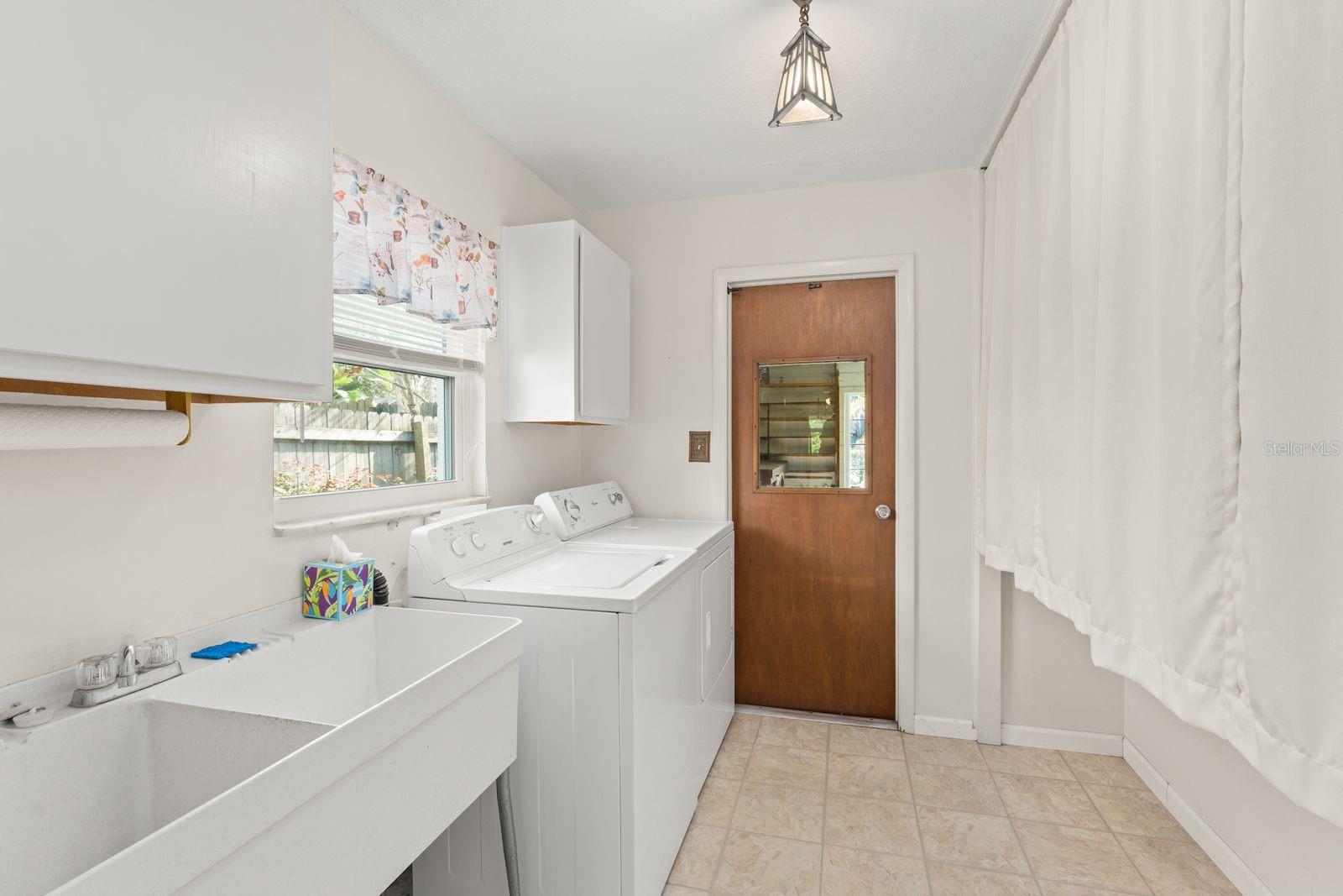 LAND-O LAKES COUNTRY CLUB - Residential