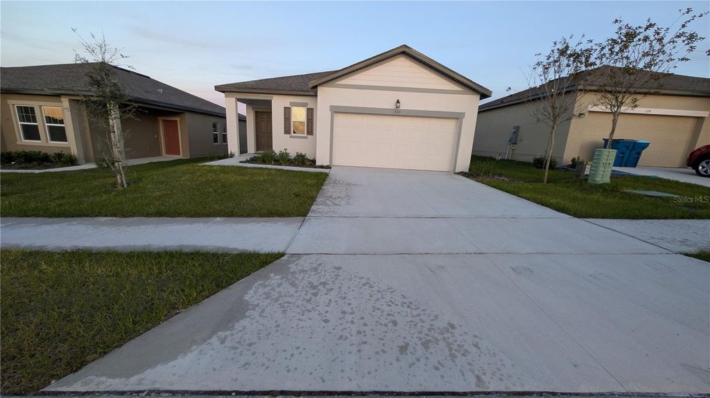 Photo of 520 Hennepin Loop, Lake Wales, FL 33898 (MLS # O6391931)