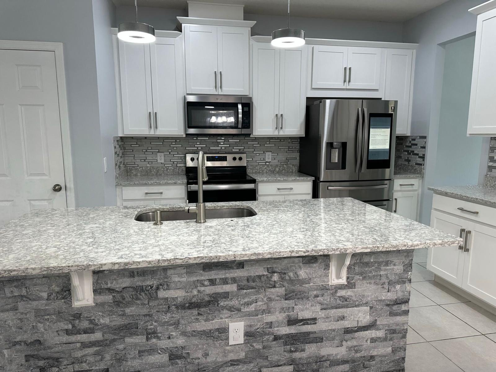 STARWOOD PH N-1A - Residential Lease