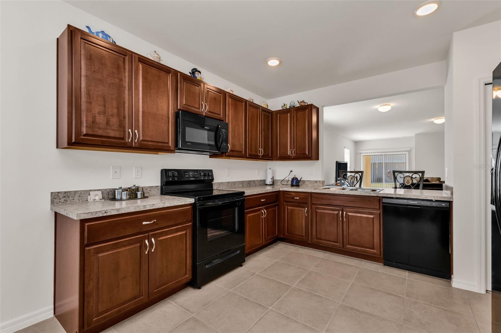 WATERFORD ESTATES PH 2B & 2C - Residential