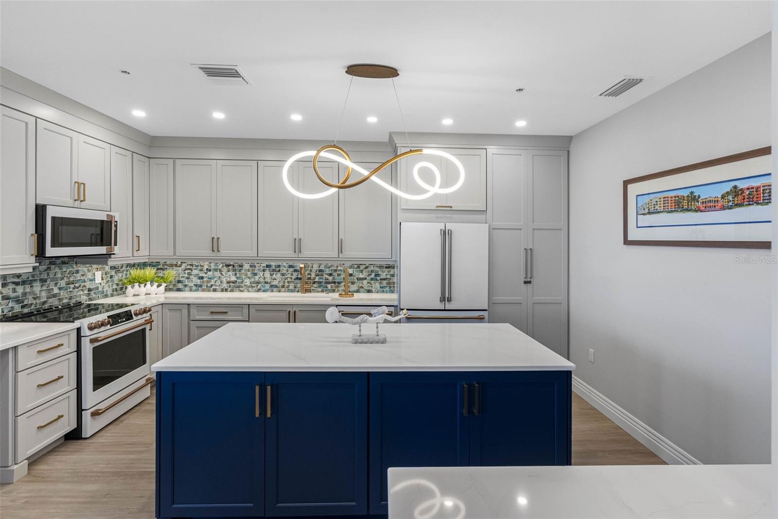 TIDES BEACH CLUB CONDO - Residential