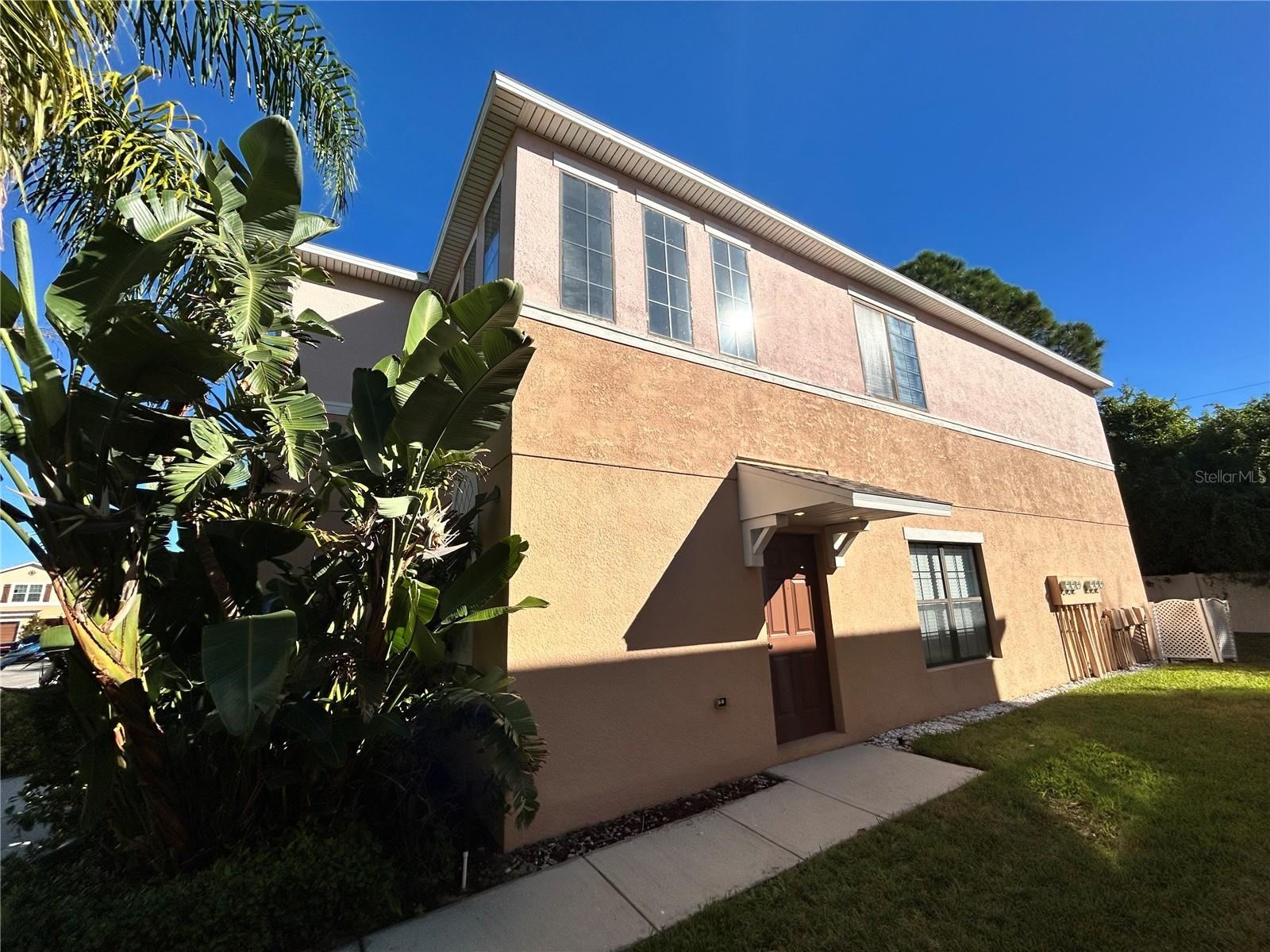 TUSCANY BAY - Residential Lease