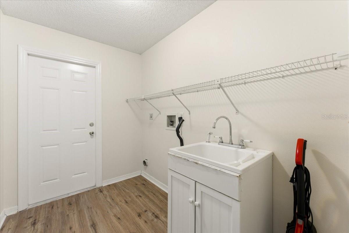 CATALINA ESTATES - Residential