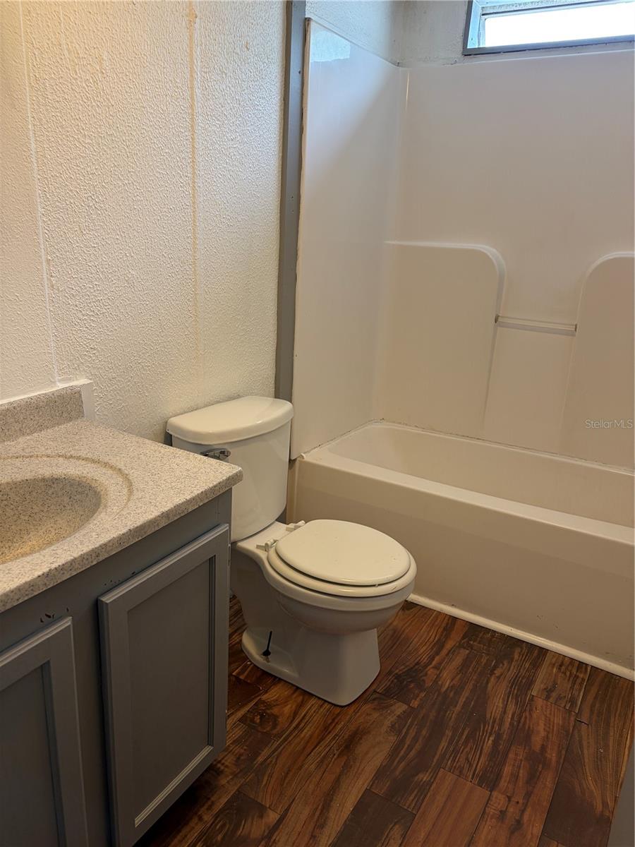 MONTVERDE HILLS - Residential Lease