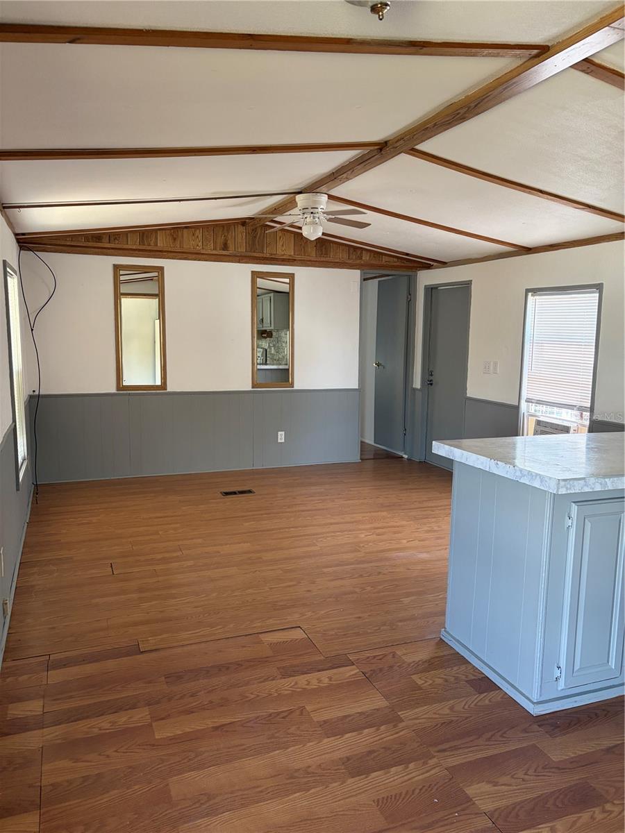 MONTVERDE HILLS - Residential Lease