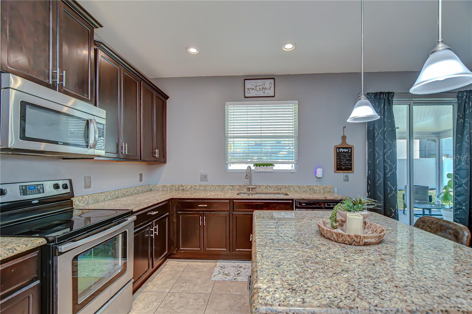 MOSS LANDING PH 3 - Residential