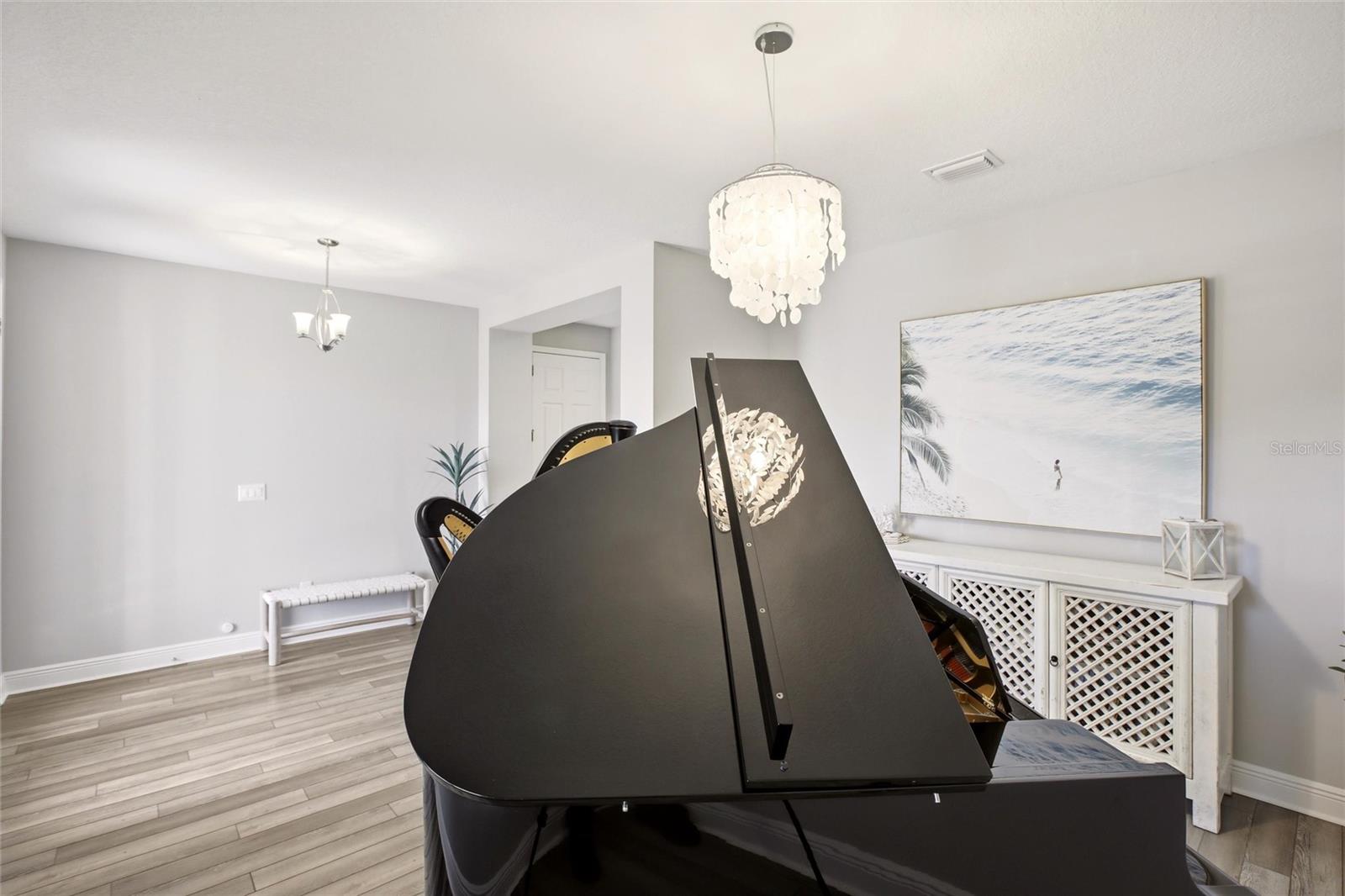 9109 WARM SPRINGS CIRCLE