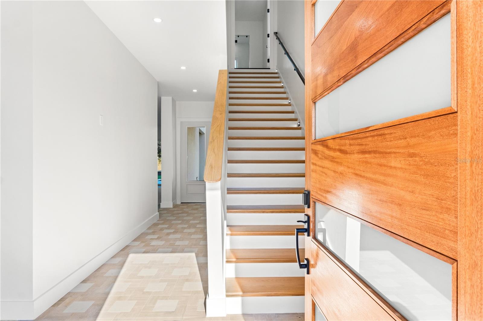 DAVIS ISLANDS PB10 PG52 TO 57 - Residential