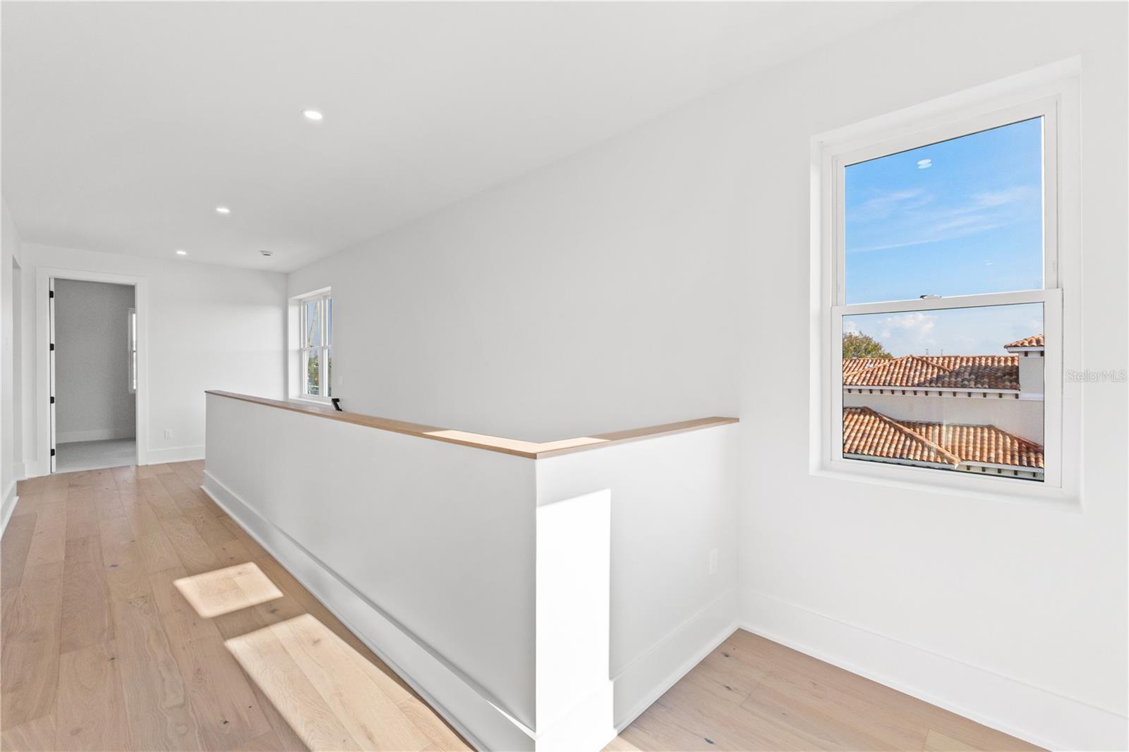 DAVIS ISLANDS PB10 PG52 TO 57 - Residential