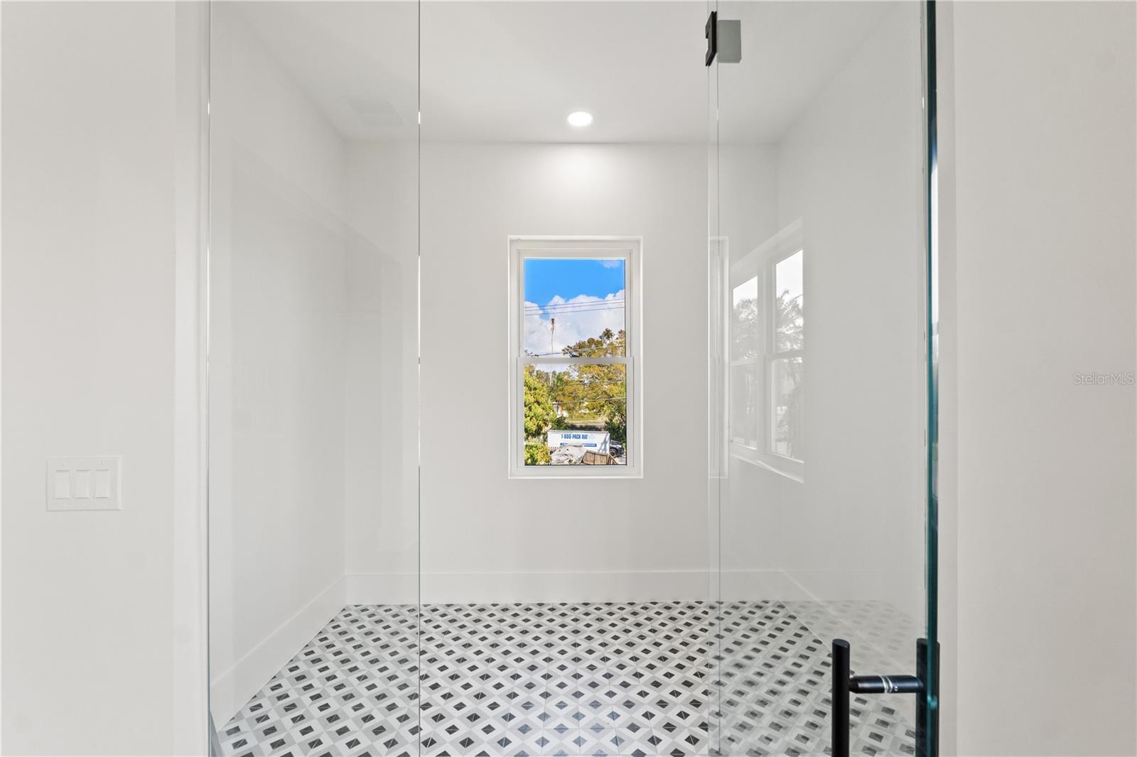 DAVIS ISLANDS PB10 PG52 TO 57 - Residential