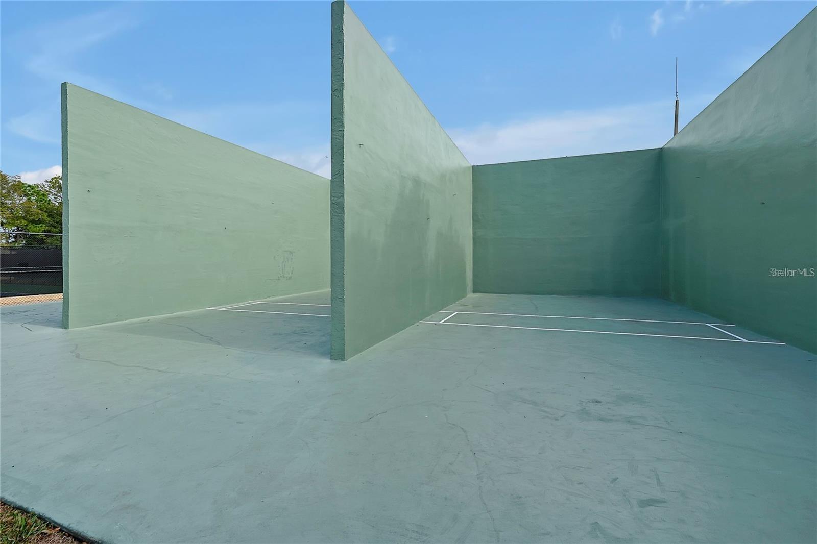 ST IVES - Residential